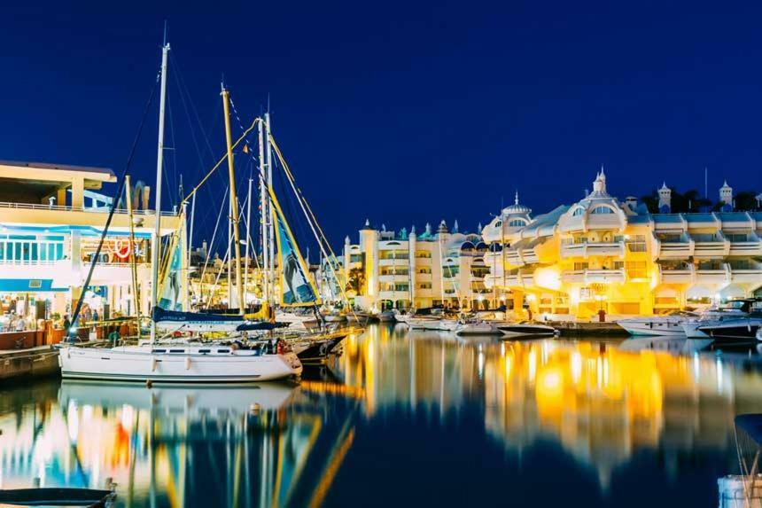 Apartamento Marina Loft Benalmádena Eksteriør billede